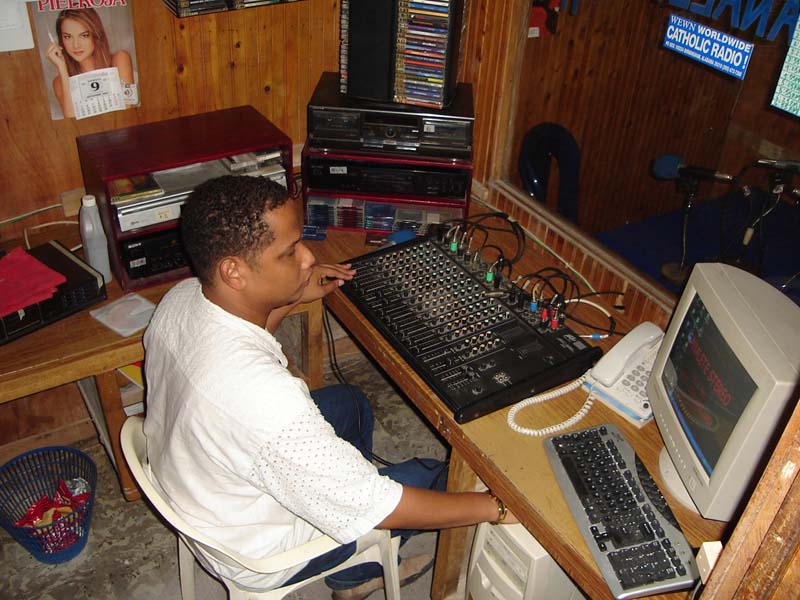 Canalete Stereo